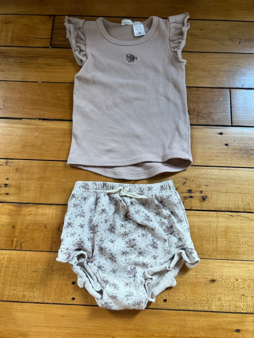 Jamie Kay set